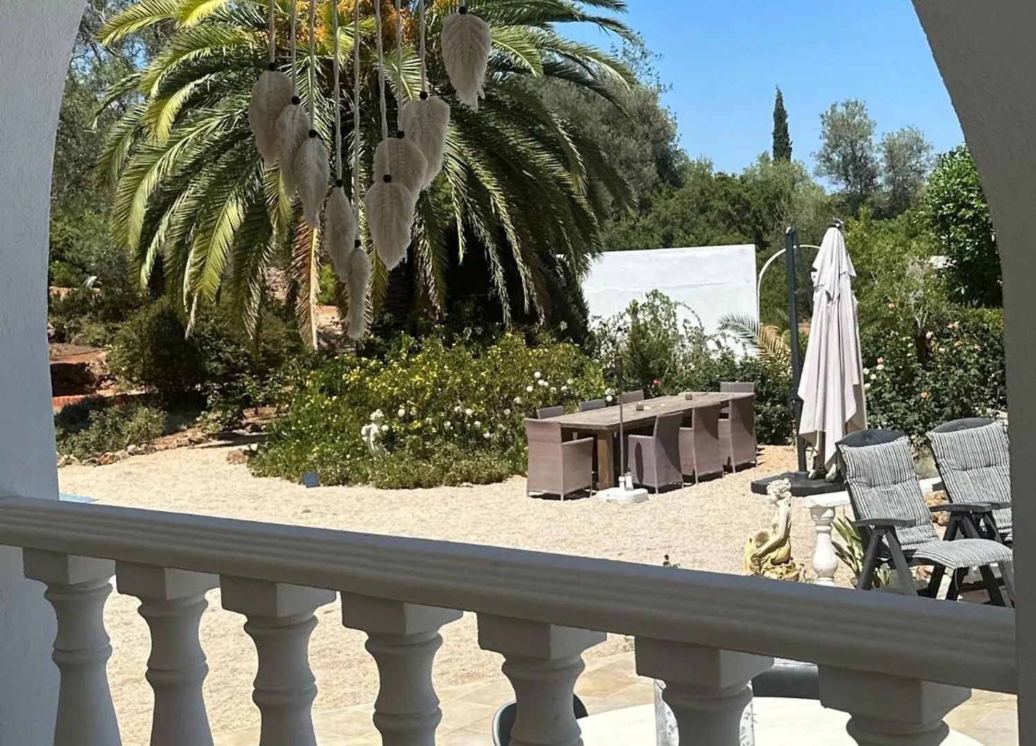 Studio De La Casa Paraiso Avec, En Plus, Une Terrasse Privative Exterieure Semi Couverte Equipee D'Un Salon D'Un Coin Repas D'Une Kitchenette, La Grande Piscine Et Les Jardins Sont Partages, A Proximite Des Plages De Fuseta Et De La Ria Formosa Moncarapacho 0*,  Portugal