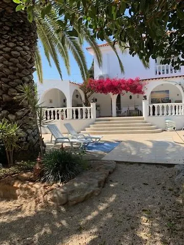 Holiday home Studio De La Casa Paraiso Avec, En Plus, Une Terrasse Privative Exterieure Semi Couverte Equipee D'Un Salon D'Un Coin Repas D'Une Kitchenette, La Grande Piscine Et Les Jardins Sont Partages, A Proximite Des Plages De Fuseta Et De La Ria Formosa Moncarapacho Portugal