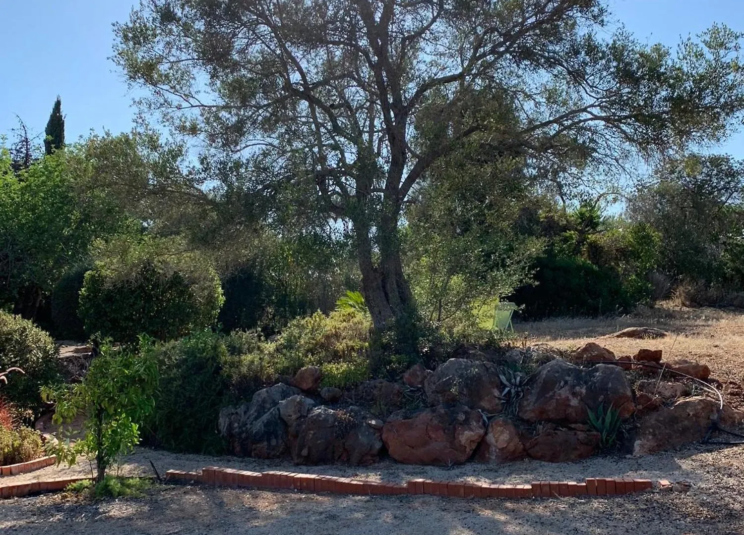 Studio De La Casa Paraiso Avec, En Plus, Une Terrasse Privative Exterieure Semi Couverte Equipee D'Un Salon D'Un Coin Repas D'Une Kitchenette, La Grande Piscine Et Les Jardins Sont Partages, A Proximite Des Plages De Fuseta Et De La Ria Formosa Монкарапашу Дом отдыха