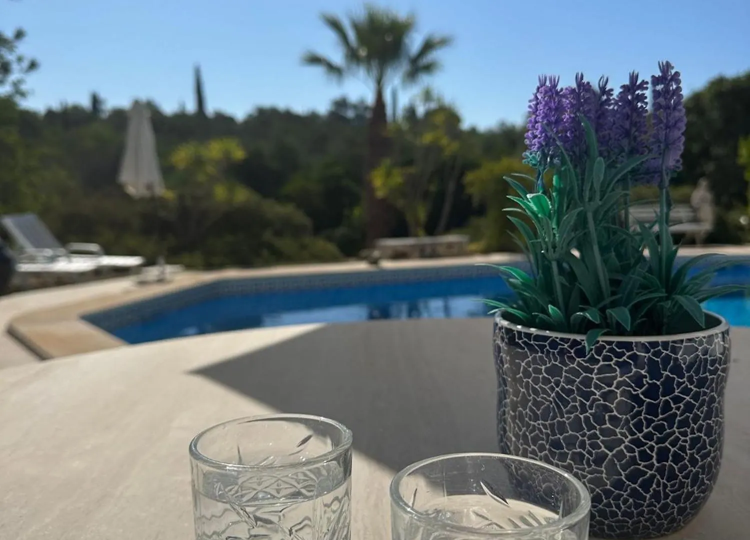 Studio De La Casa Paraiso Avec, En Plus, Une Terrasse Privative Exterieure Semi Couverte Equipee D'Un Salon D'Un Coin Repas D'Une Kitchenette, La Grande Piscine Et Les Jardins Sont Partages, A Proximite Des Plages De Fuseta Et De La Ria Formosa Moncarapacho