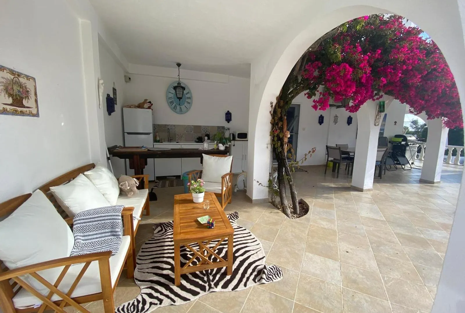 Studio De La Casa Paraiso Avec, En Plus, Une Terrasse Privative Exterieure Semi Couverte Equipee D'Un Salon D'Un Coin Repas D'Une Kitchenette, La Grande Piscine Et Les Jardins Sont Partages, A Proximite Des Plages De Fuseta Et De La Ria Formosa Монкарапашу Дом отдыха